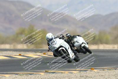 media/Apr-20-2025-CVMA (Sun) [[39090e8767]]/Race 9-Formula LW Twins Shootout/